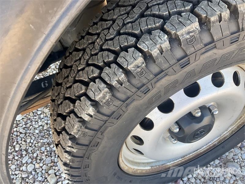 Toyota socage A314 on  Toyota Hilux 4x2 Bucket Truck Εναέριες πλατφόρμες τοποθετημένες σε φορτηγό