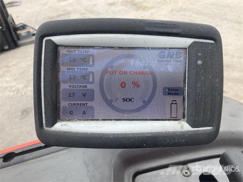 Toyota SRE135L Electric Stacker Samopogonski ručni viljuškari
