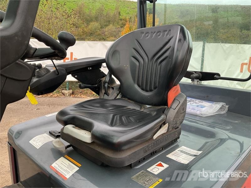 Toyota TRIAGO 50 4880 kg Forklift Forklift trucks - others