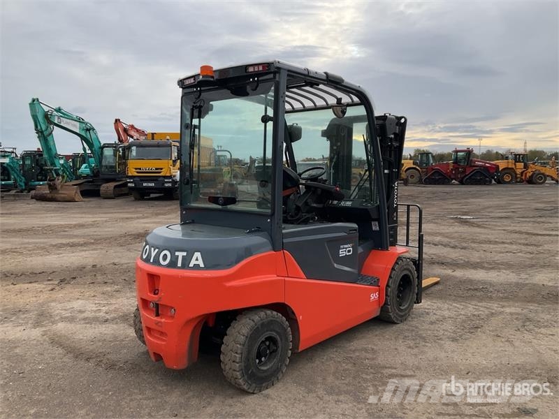 Toyota TRIAGO 50 4880 kg Forklift Forklift trucks - others