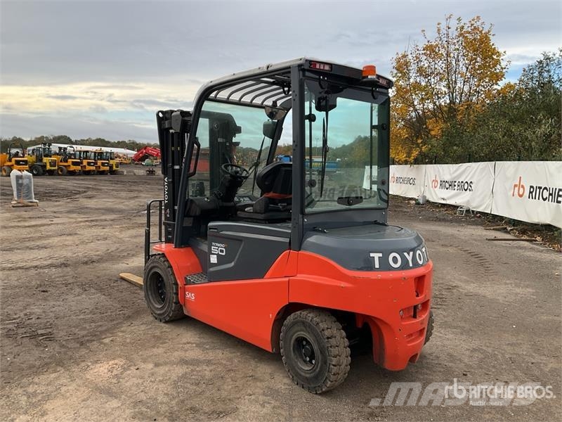 Toyota TRIAGO 50 4880 kg Forklift Forklift trucks - others