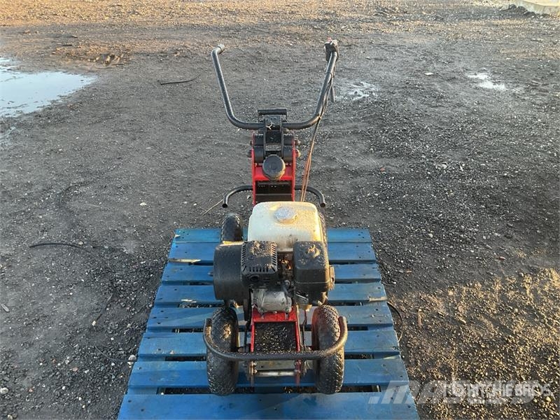 Tracmaster TC07 Turf Cutter Ostale poljoprivredne mašine