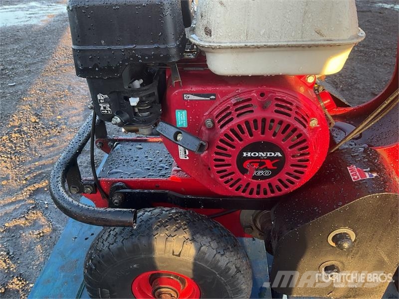 Tracmaster TC07 Turf Cutter Ostale poljoprivredne mašine