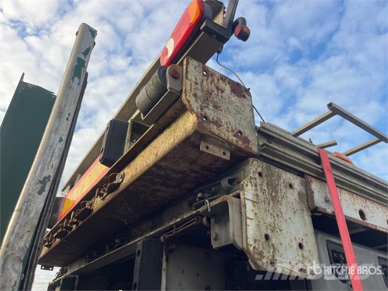 Trailor Tri/A Quantity of (4) Flatbed Trailer Vlakke laadvloer