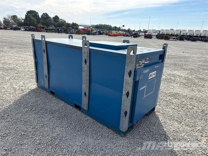 Trans Master 2000 L Fuel Tank صهاريج الوقود والصهاريج الإضافية