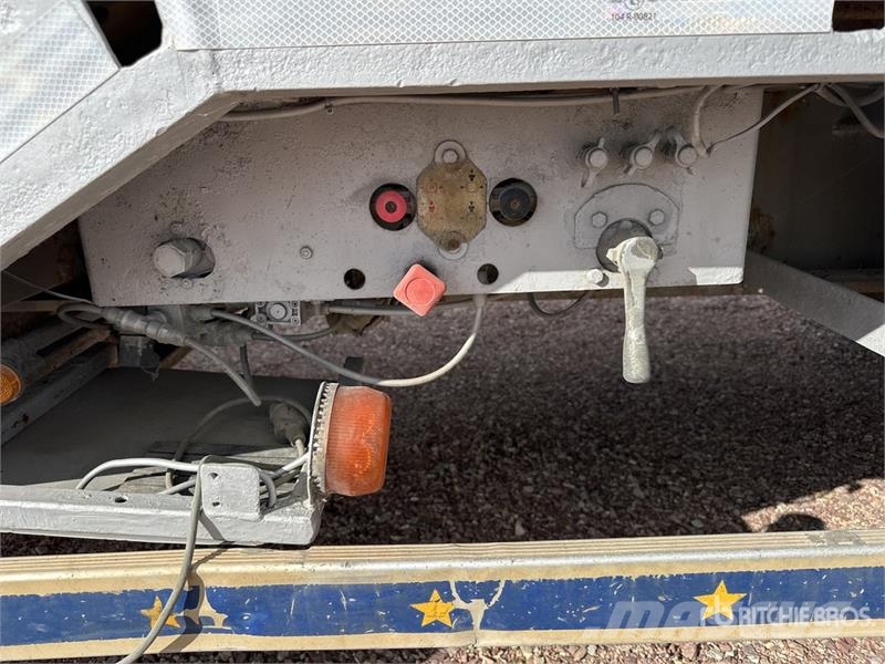 Trax 533 Tri/A Semi-Remorque Porte-Engins 3 Essieux Tri Нискотоварачи