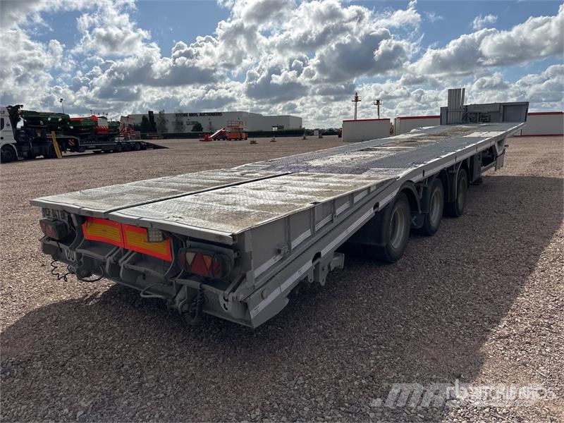 Trax 533 Tri/A Tri/A Semi-Remorque Porte Engin 3 Essieu Reboques carga baixa