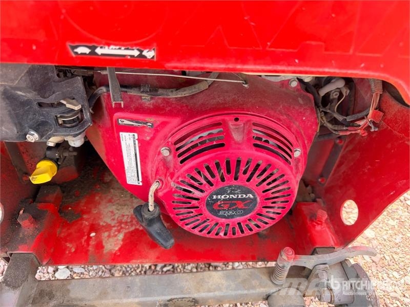  TreEmme M800TD 0.8 t Walk-Behind Hi-Tip Motobascul Stavebné sklápače