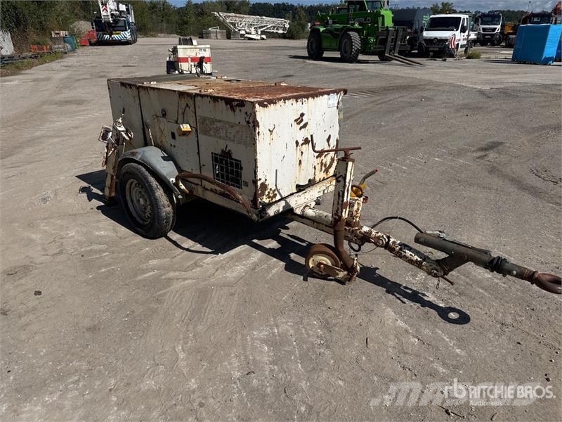  Treuil 1 Essieu S/A Winch 吊車起重機、絞車吊貨機和物料升降機