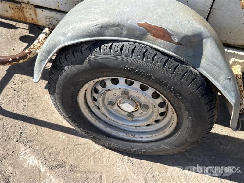  Treuil 1 Essieu S/A Winch 吊車起重機、絞車吊貨機和物料升降機