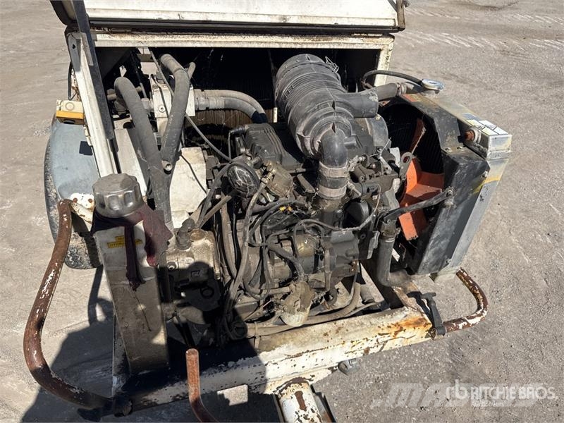  Treuil 1 Essieu S/A Winch 吊車起重機、絞車吊貨機和物料升降機