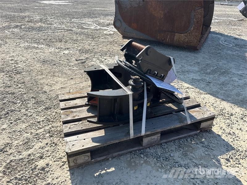 Trevi Benne 050 w/ Bracket Log Grapple Satvērējs