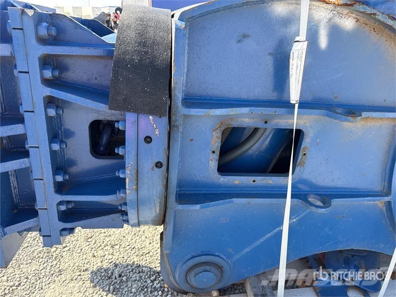 Trevi Benne FR35 Concrete Crusher Pulveriser (Demolition Crusher )