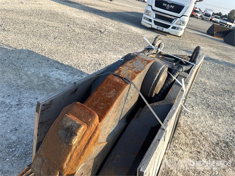 Trevi Benne RC 30 Rail Demolition Shear Asfaltti- ja betonileikkurit
