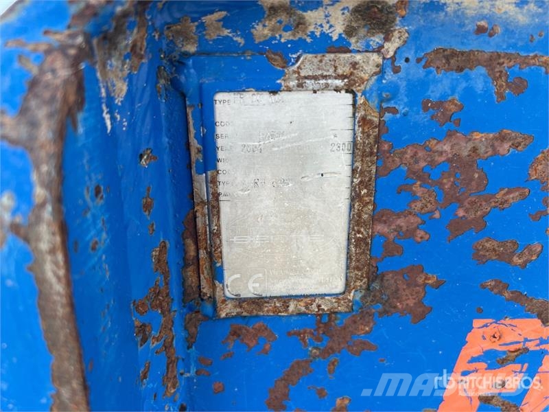 Trevi FR20 ND Demolition Pulverizer Krossar för Entreprenad