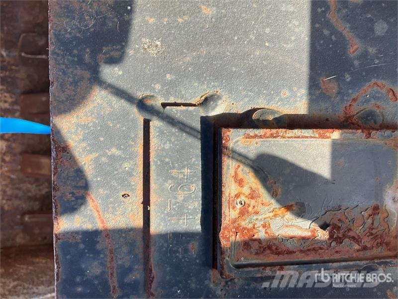 Trevibenne Q/C Qte De Godets Qty Of Excavator Bucket Bakken