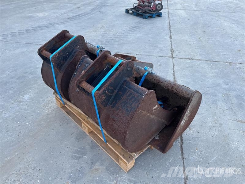 Trevibenne Q/C Qte De Godets Qty Of Excavator Bucket Bakken