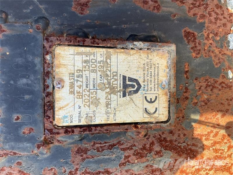 Trevibenne Q/C Qte De Godets Qty Of Excavator Bucket Bakken