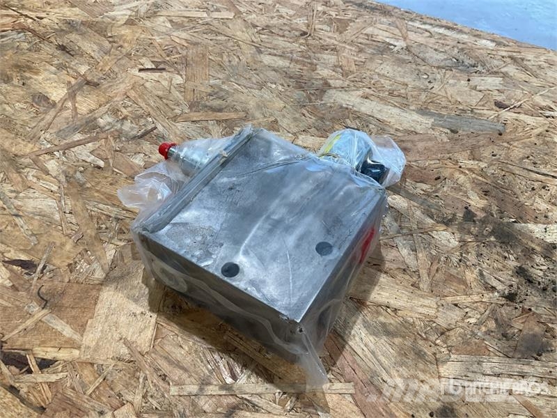 Trimble Hydraulic Counterbalance Valve (Unused) Instruments, measuring and automation equipment