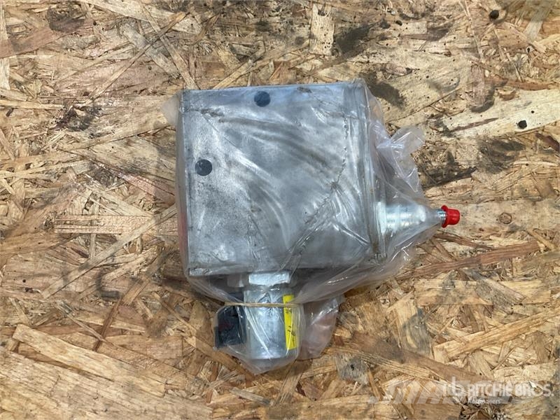 Trimble Hydraulic Counterbalance Valve (Unused) Instruments, measuring and automation equipment