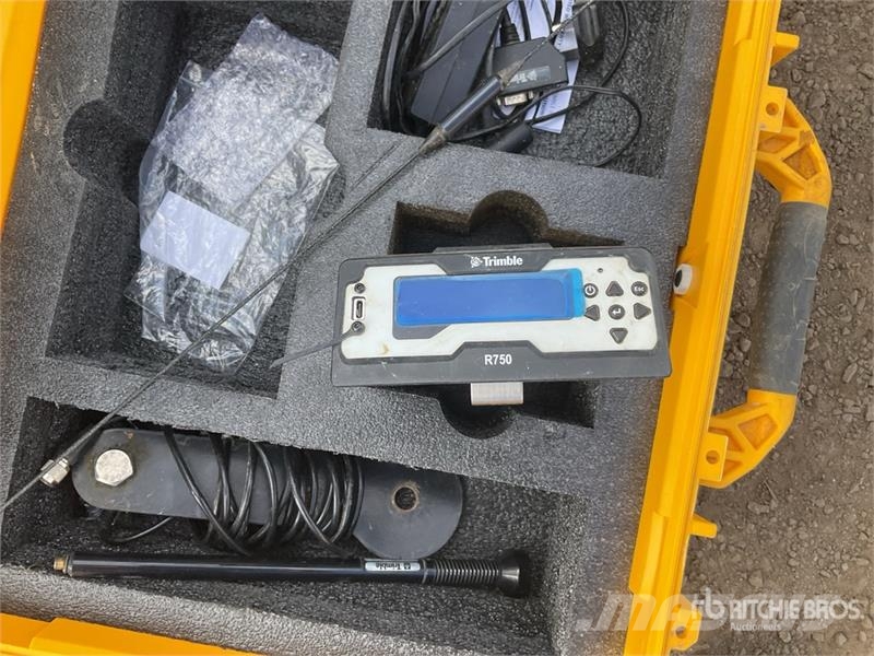Trimble R750 RTK Base Station Agricultura - Outros