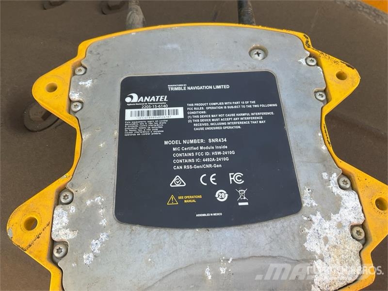 Trimble SNR434 Modem Műszerek, mérő és automatizáló berendezések