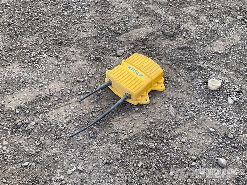 Trimble SNR434 Modem Műszerek, mérő és automatizáló berendezések