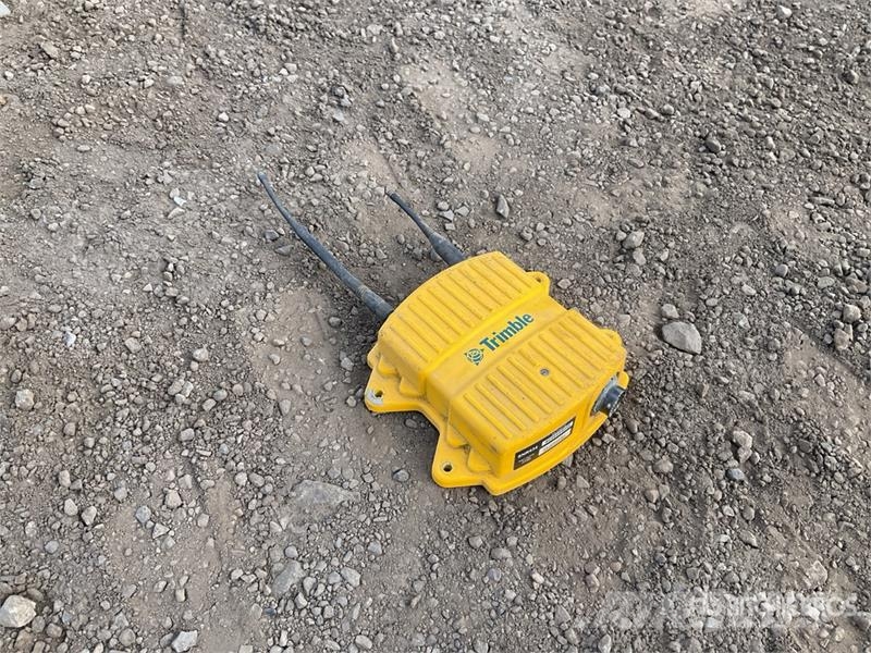 Trimble SNR434 Modem Műszerek, mérő és automatizáló berendezések