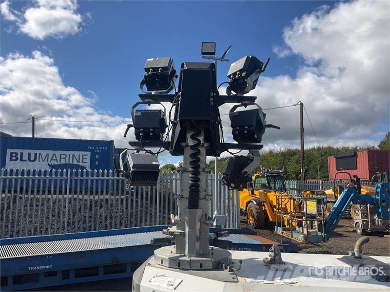 Trime X-Hybrid 3.5 kVA Light Tower Valopylväät