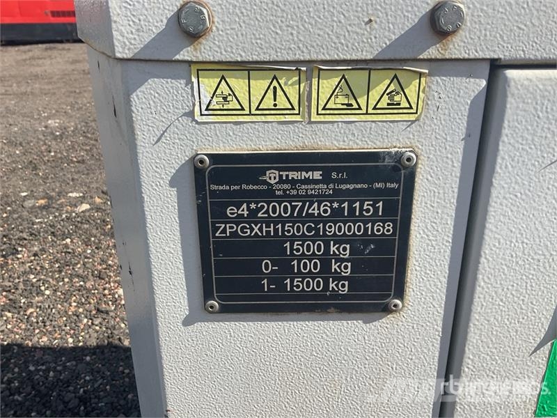 Trime X-Hybrid 3.5 kVA Light Tower Valopylväät