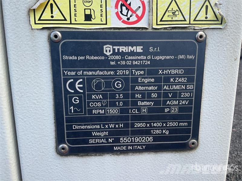 Trime X-Hybrid 3.5 kVA Light Tower Valopylväät