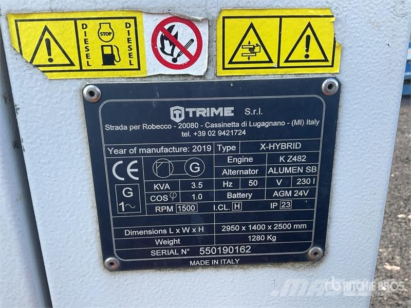 Trime X-Hybrid 3.5 kVA Light Tower Valopylväät