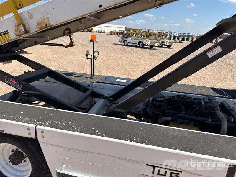 Tug T660 Tapis A Bagages Autotractes Belt Loader L Lantbruk - Övrigt