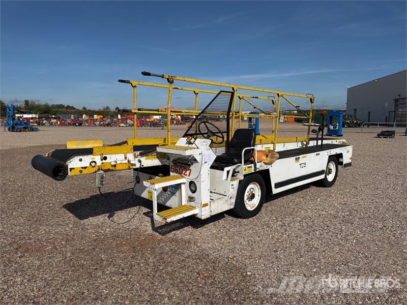 Tug T660 Tapis A Bagages Autotractes Belt Loader D Lantbruk - Övrigt