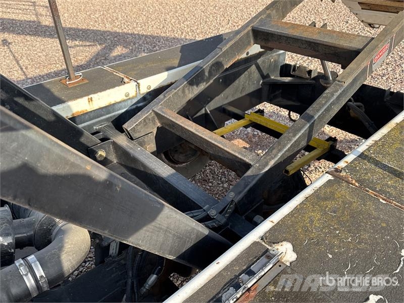 Tug T660 Tapis A Bagages Autotractes Belt Loader L Lantbruk - Övrigt