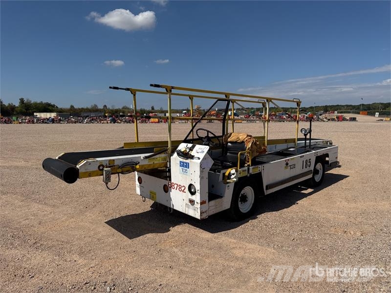 Tug T660 Tapis A Bagages Autotractes Belt Loader L Lantbruk - Övrigt