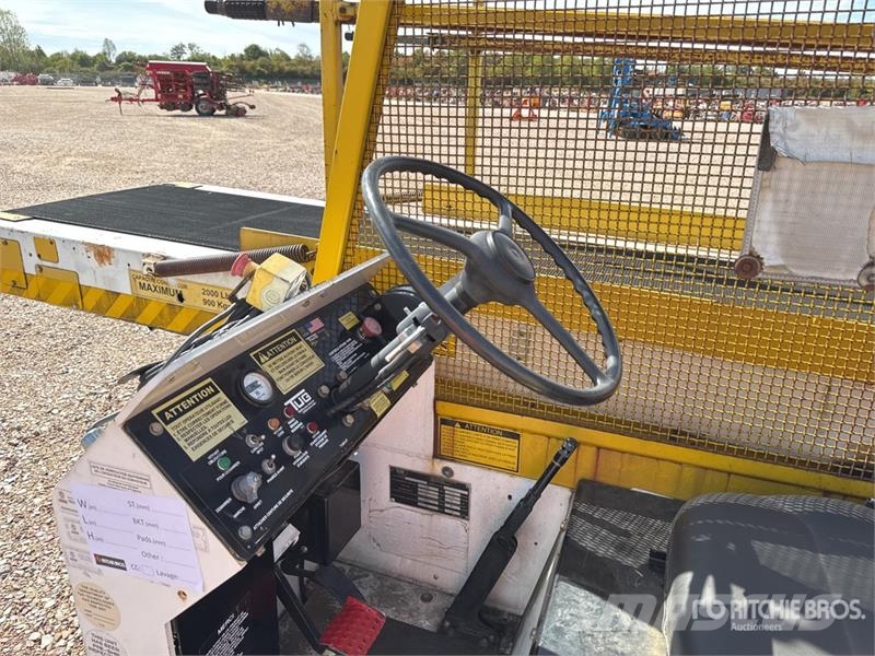  Tug T660 Tapis A Bagages Autotractes Belt Loader L Lantbruk - Övrigt