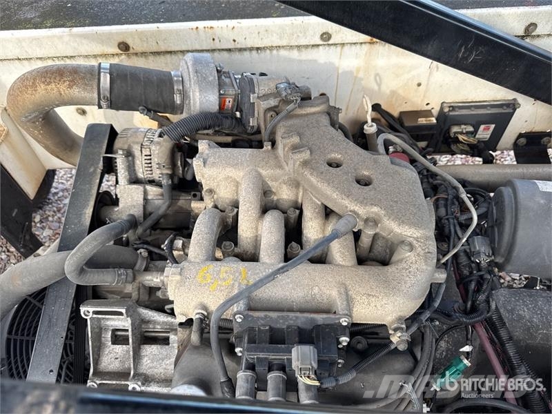Tug T660 Tapis A Bagages Autotractes Belt Loader L Lantbruk - Övrigt