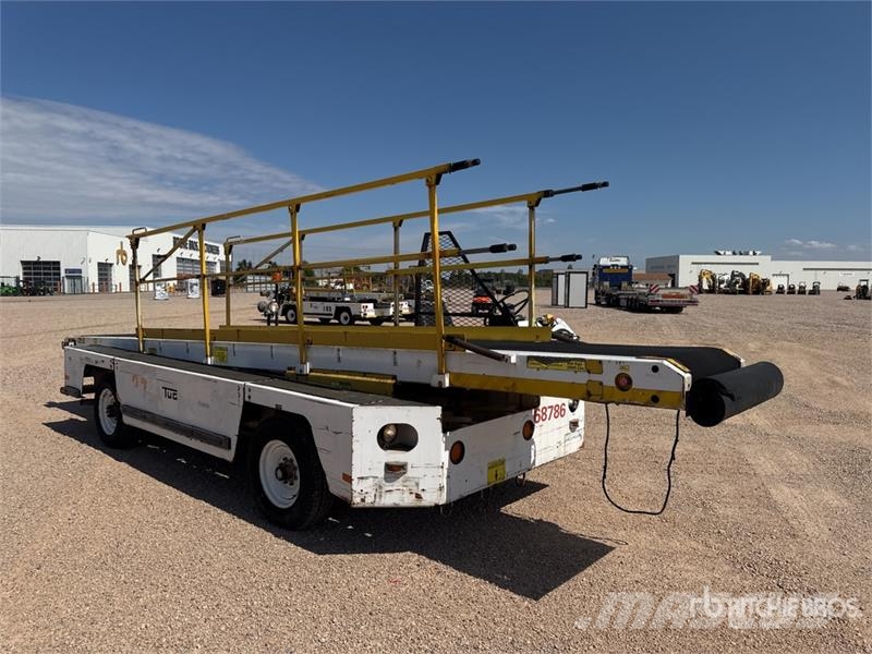 Tug T660 Tapis A Bagages Autotractes Belt Loader L Lantbruk - Övrigt