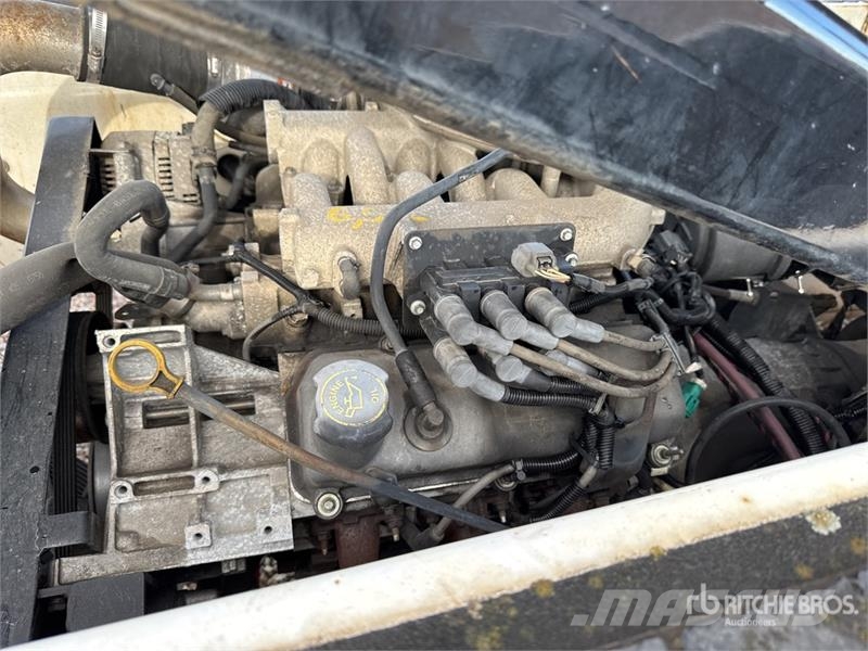 Tug T660 Tapis A Bagages Autotractes Belt Loader L Lantbruk - Övrigt