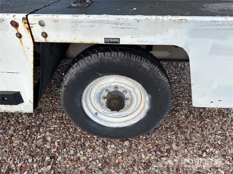  Tug T660 Tapis A Bagages Autotractes Belt Loader L Lantbruk - Övrigt