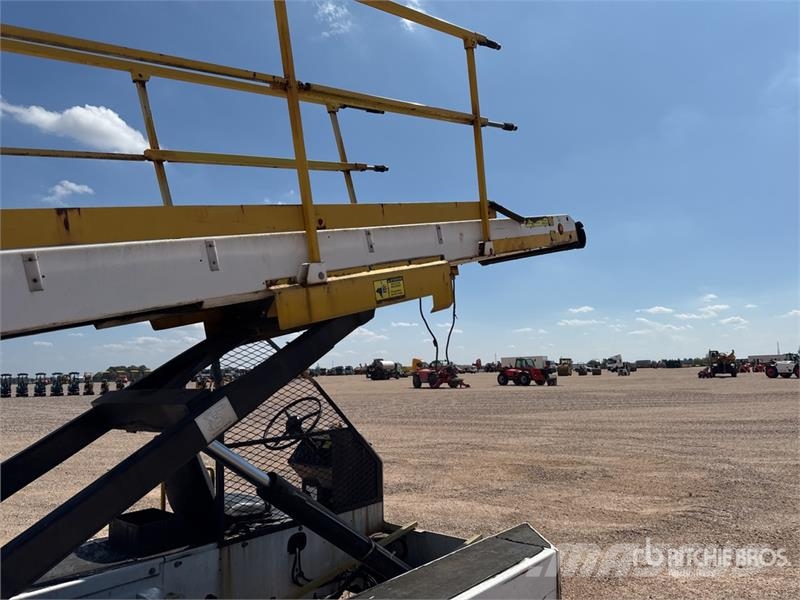 Tug T660 Tapis A Bagages Autotractes Belt Loader L Lantbruk - Övrigt