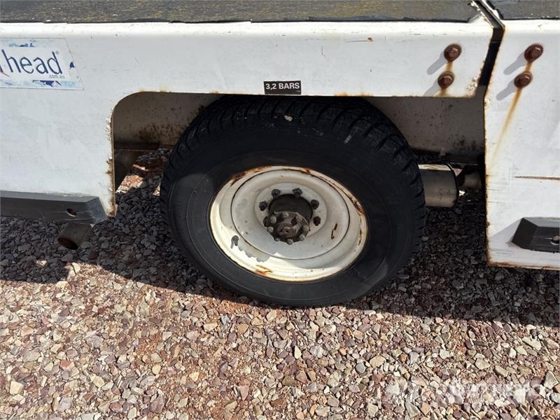  Tug T660 Tapis A Bagages Autotractes Belt Loader L Lantbruk - Övrigt