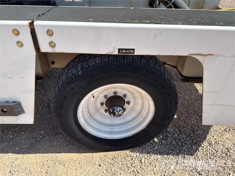 Tug T660 Tapis A Bagages Autotractes Belt Loader L Lantbruk - Övrigt