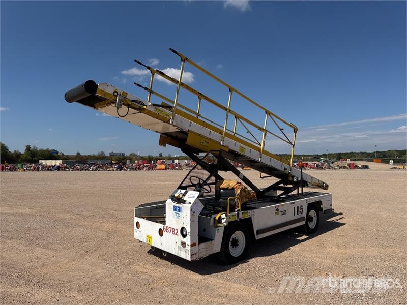 Tug T660 Tapis A Bagages Autotractes Belt Loader L Lantbruk - Övrigt