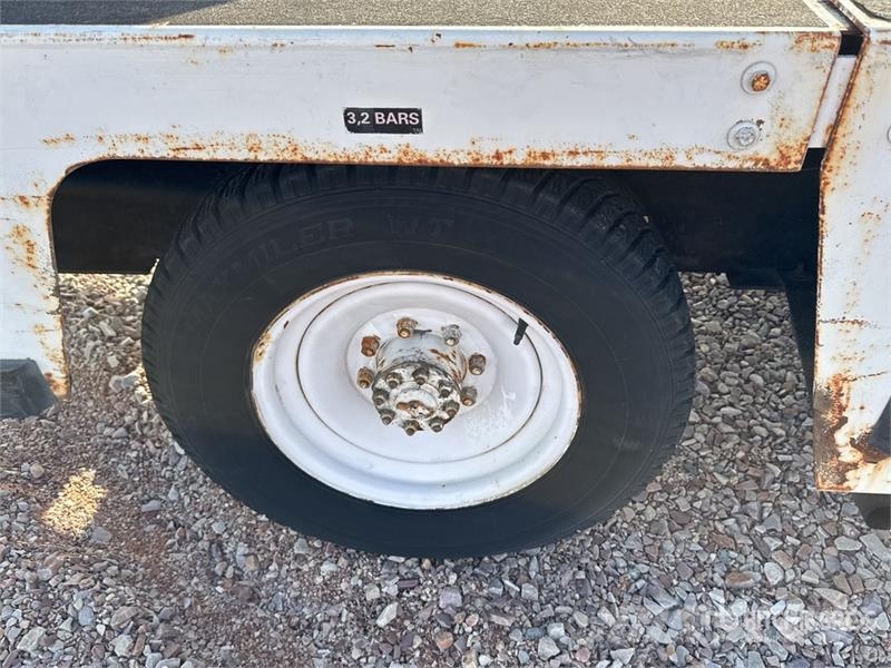 Tug T660 Tapis A Bagages Autotractes Belt Loader L Lantbruk - Övrigt