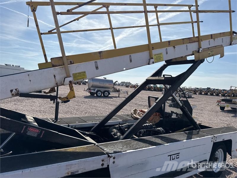 Tug T660 Tapis A Bagages Autotractes Belt Loader D Lantbruk - Övrigt