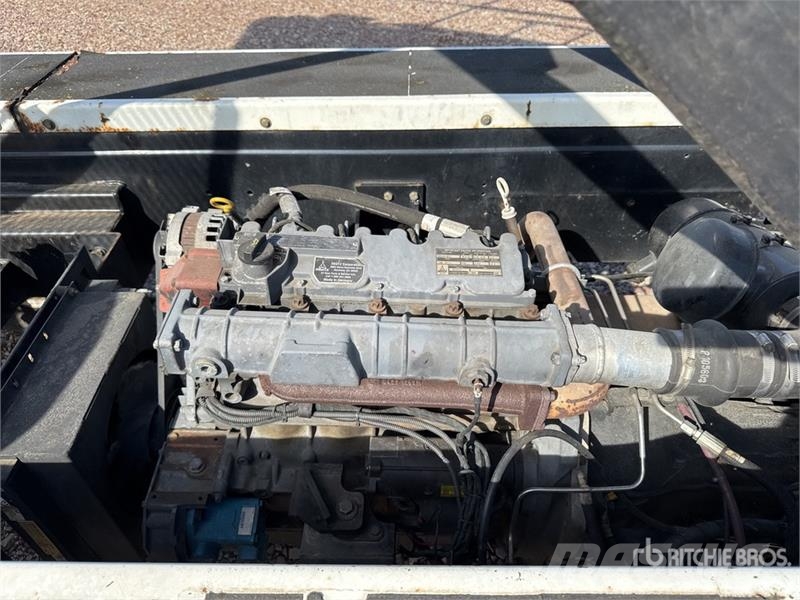 Tug T660 Tapis A Bagages Autotractes Belt Loader D Lantbruk - Övrigt