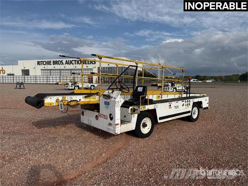 Tug T660 Tapis A Bagages Autotractes Belt Loader L Lantbruk - Övrigt