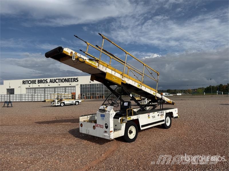 Tug T660 Tapis A Bagages Autotractes Belt Loader L Lantbruk - Övrigt